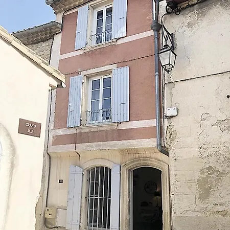 בית נופש La Maison Rose גריניאן